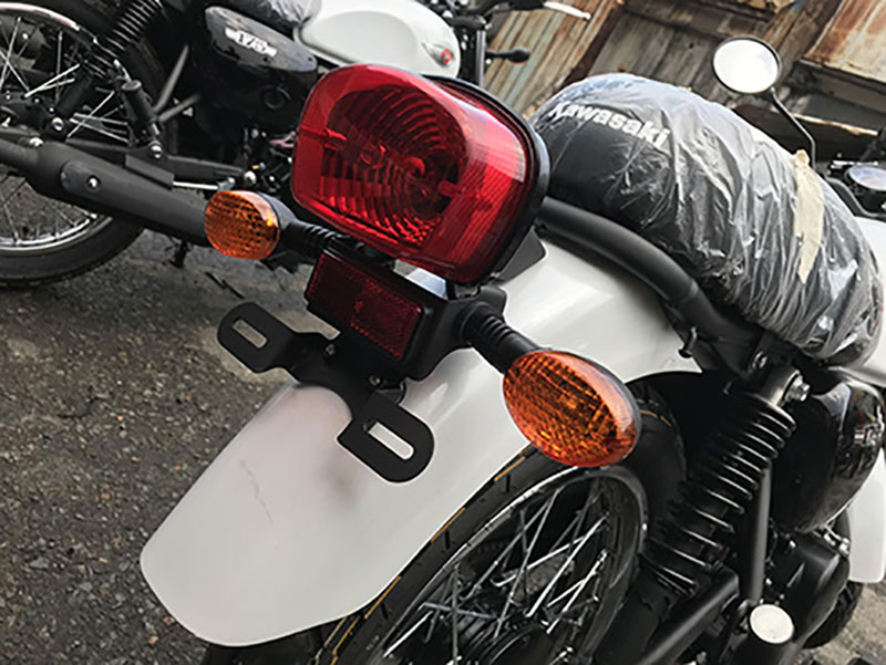 Kawasaki W175 giá hơn 60 triệu - môtô cổ điển đầu tiên về Việt Nam